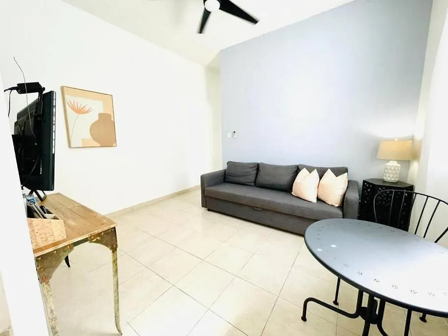 A1-Cozy 1 Bed-Fast Wifi, Walk To Markets, Eateries Apartment San Juan Puerto Rico